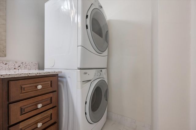 16 SE Turtle Creek Drive E, Jupiter, FL 33469