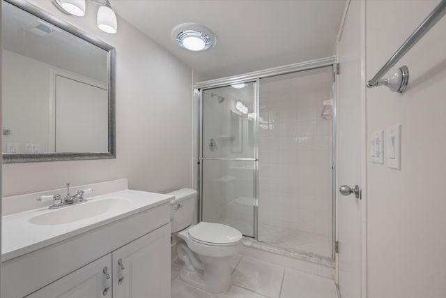 16 SE Turtle Creek Drive E, Jupiter, FL 33469