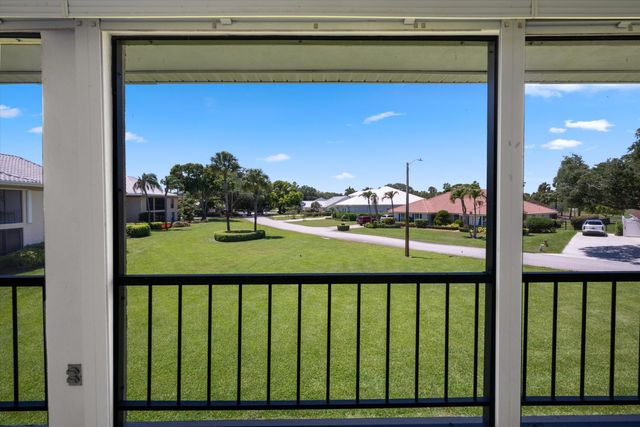 16 SE Turtle Creek Drive E, Jupiter, FL 33469