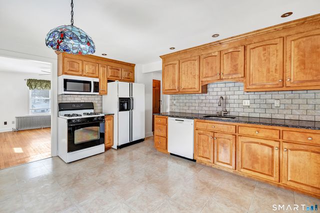 425 Piedmont Street, Waterbury, CT 06706