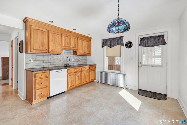 425 Piedmont Street, Waterbury, CT 06706