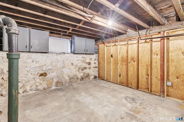 425 Piedmont Street, Waterbury, CT 06706