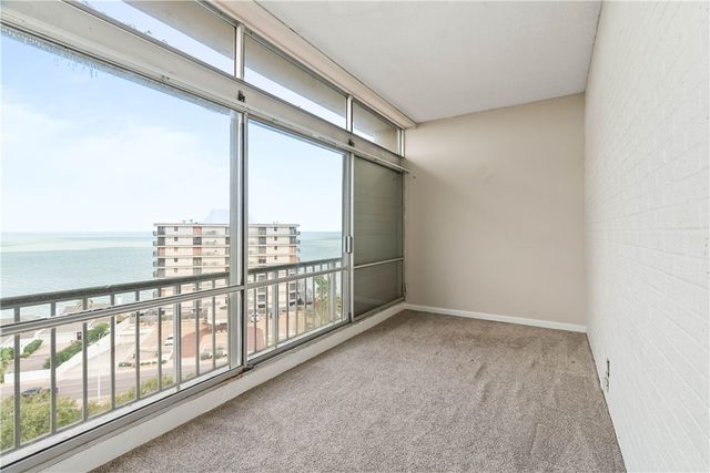 4600 Ocean Dr 906, Corpus Christi, TX 78412