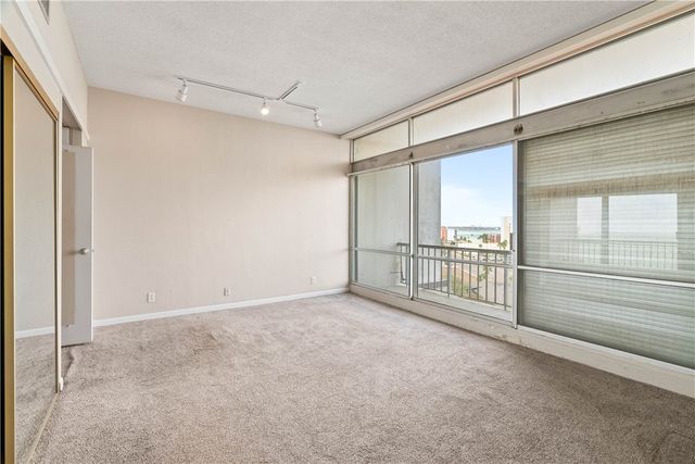 4600 Ocean Dr 906, Corpus Christi, TX 78412