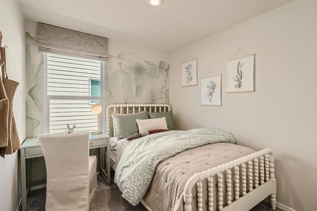 907 Steptoe View Ln, Cheney, WA 99004