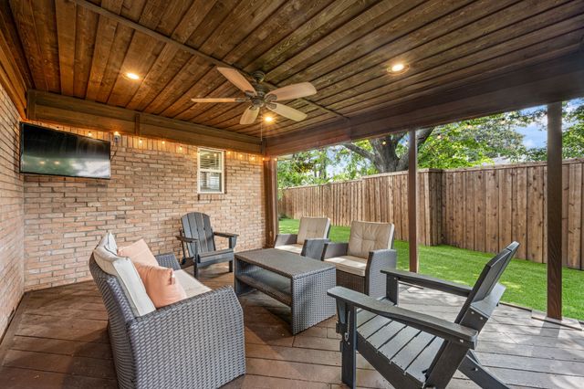 7318 Rockhurst Drive, Dallas, TX 75214