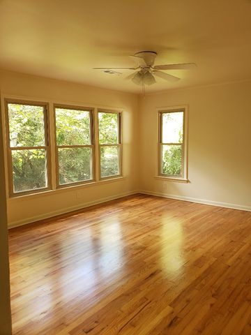 911 E Rodgers Drive, Fayetteville, AR 72701