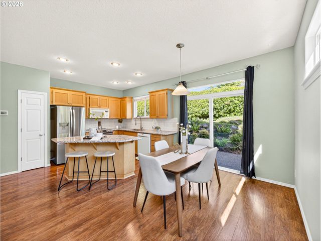 13136 Se LINDEN Ln 4, Milwaukie, OR 97222