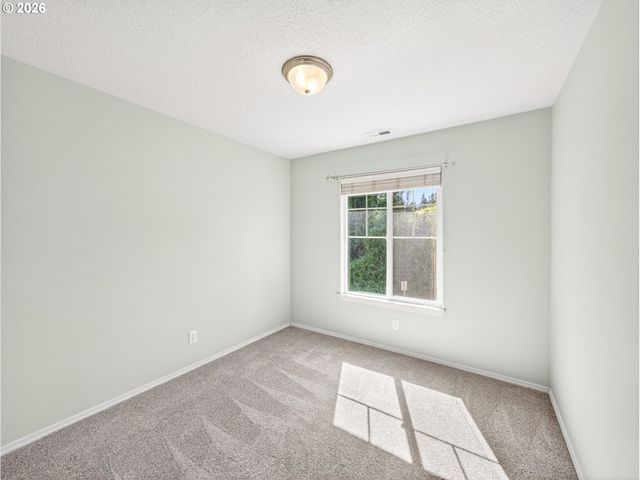 13136 Se LINDEN Ln 4, Milwaukie, OR 97222