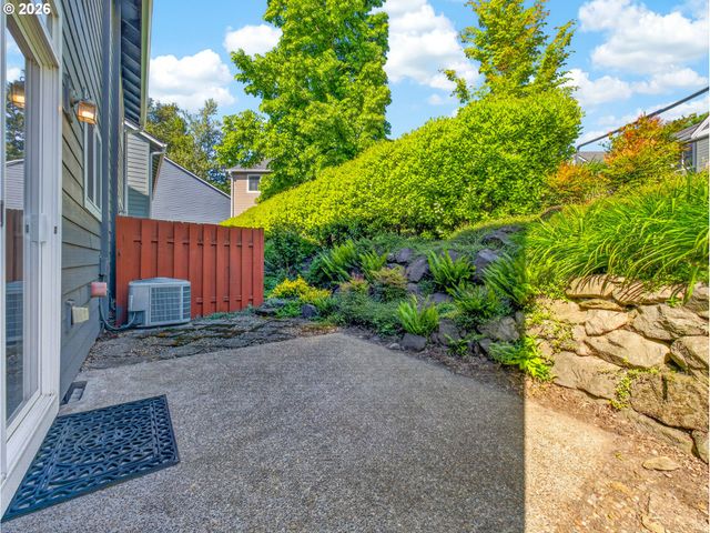 13136 Se LINDEN Ln 4, Milwaukie, OR 97222