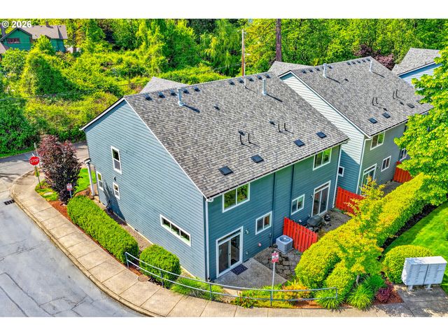 13136 Se LINDEN Ln 4, Milwaukie, OR 97222