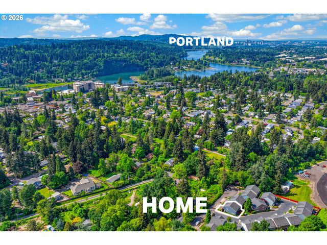 13136 Se LINDEN Ln 4, Milwaukie, OR 97222