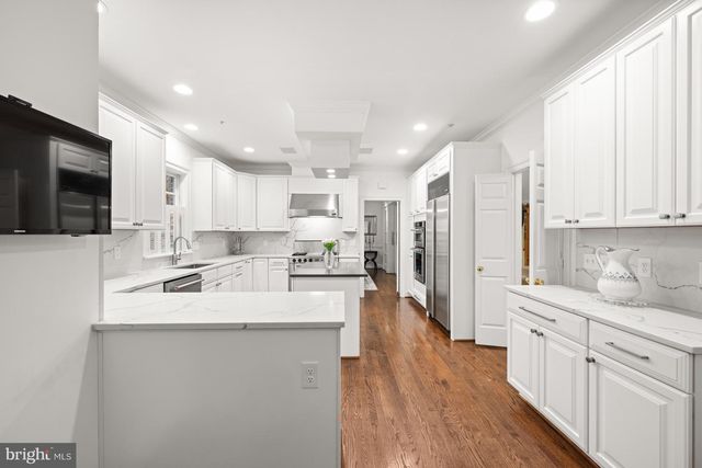 7711 HIDDEN MEADOW TER, Potomac, MD 20854