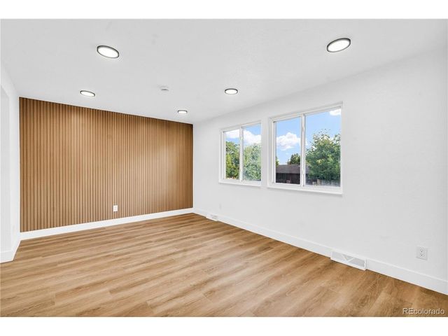 7433 W Hinsdale Dr, Littleton, CO 80128