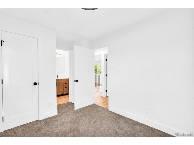 7433 W Hinsdale Dr, Littleton, CO 80128
