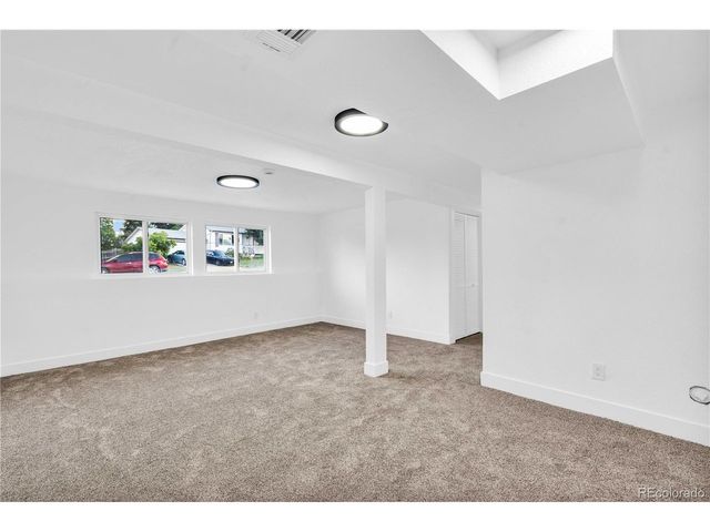 7433 W Hinsdale Dr, Littleton, CO 80128