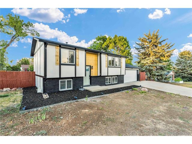 7433 W Hinsdale Dr, Littleton, CO 80128