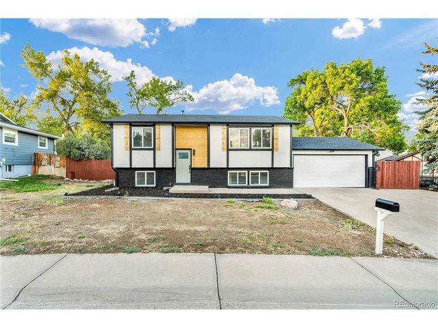 7433 W Hinsdale Dr, Littleton, CO 80128