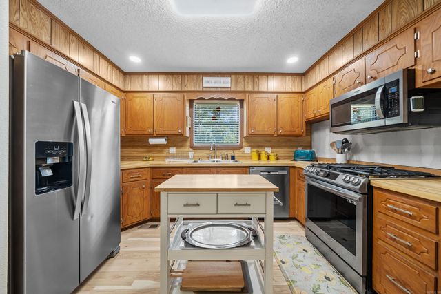 1115 Albright Road, Hot Springs, AR 71913