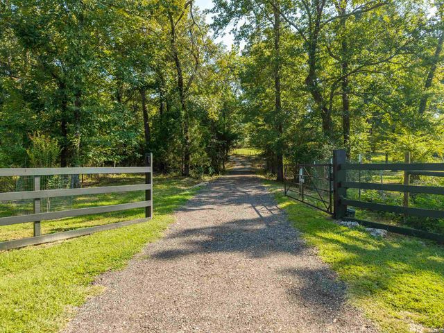 1115 Albright Road, Hot Springs, AR 71913