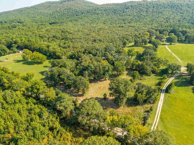 1115 Albright Road, Hot Springs, AR 71913