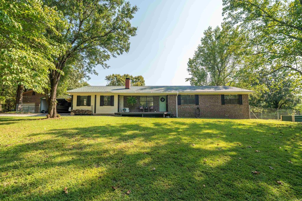 1115 Albright Road, Hot Springs, AR 71913