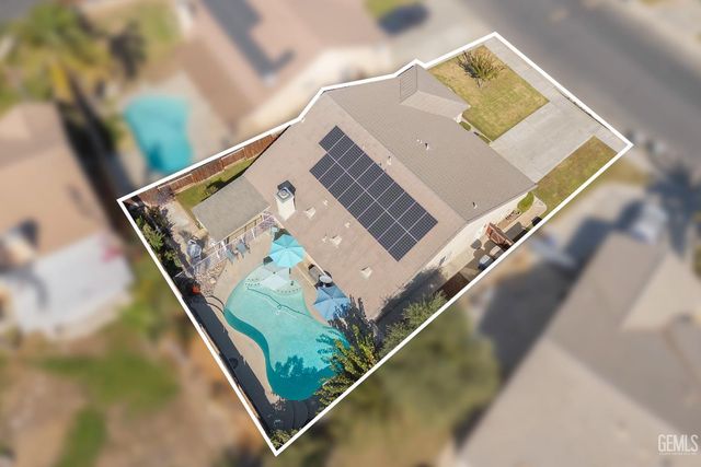 11505 Orchard Park Drive, Bakersfield, CA 93311