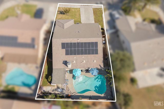 11505 Orchard Park Drive, Bakersfield, CA 93311