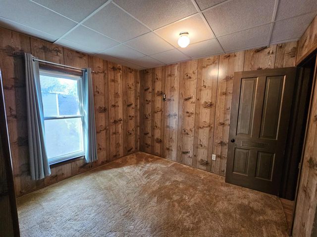 113 N STATE STREET, Waupaca, WI 54981