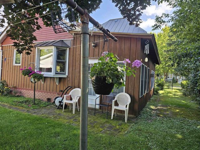 113 N STATE STREET, Waupaca, WI 54981