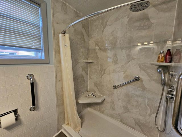 113 N STATE STREET, Waupaca, WI 54981