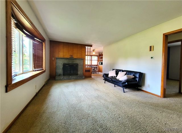 268 Erin Road, Ridgeway, NY 14103