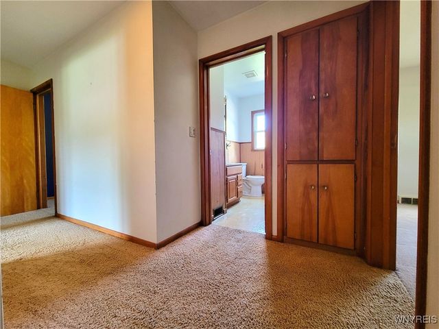 268 Erin Road, Ridgeway, NY 14103