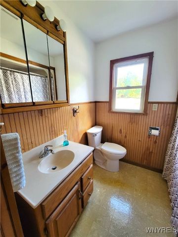 268 Erin Road, Ridgeway, NY 14103