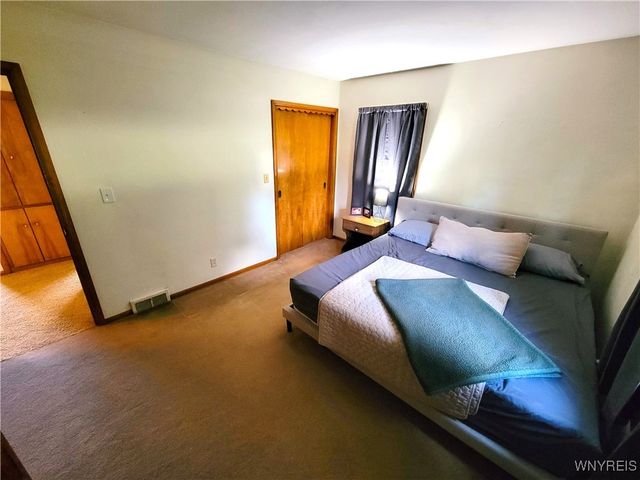 268 Erin Road, Ridgeway, NY 14103