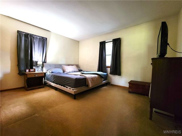 268 Erin Road, Ridgeway, NY 14103