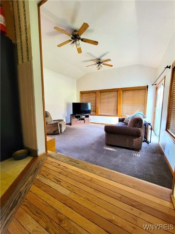 268 Erin Road, Ridgeway, NY 14103