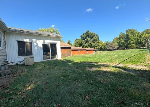 268 Erin Road, Ridgeway, NY 14103