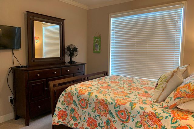 7000 Seawall Boulevard 411, Galveston, TX 77551