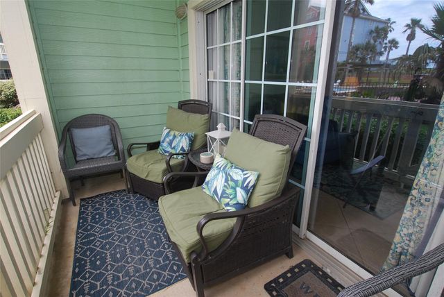 7000 Seawall Boulevard 411, Galveston, TX 77551