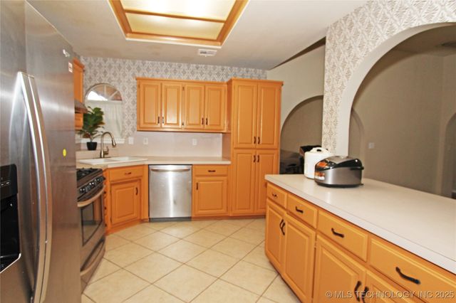 199 W 113th Court S, Jenks, OK 74037