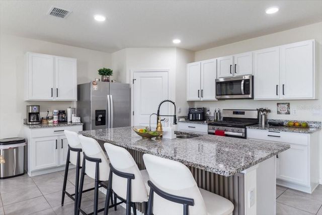 35830 ELLSWORTH PLACE, Zephyrhills, FL 33541