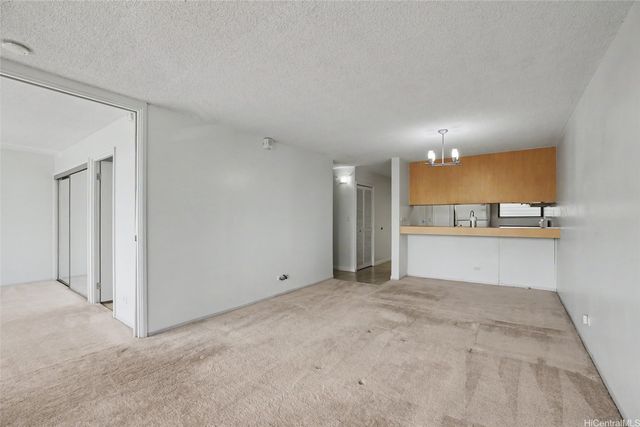 1147 Ala Napunani Street 205, Honolulu, HI 96818