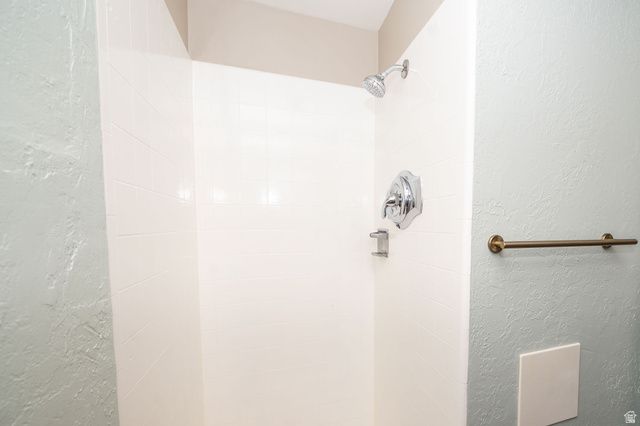 786 E SHANNON RD, Kaysville, UT 84037