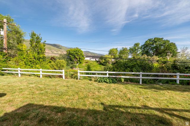 786 E SHANNON RD, Kaysville, UT 84037