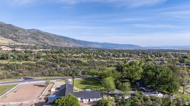 786 E SHANNON RD, Kaysville, UT 84037