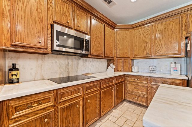 13623 Summer Hill Drive, Montgomery, TX 77356