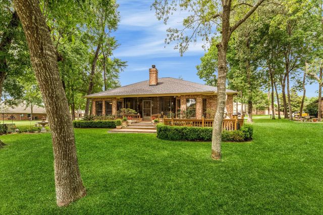13623 Summer Hill Drive, Montgomery, TX 77356