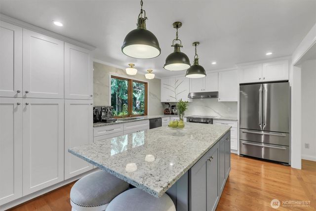 23020 NE 61st St., Redmond, WA 98053