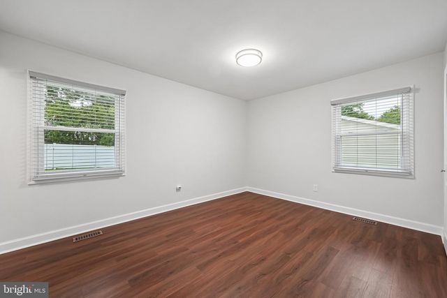 17 TOPEKA PASS, Willingboro, NJ 08046